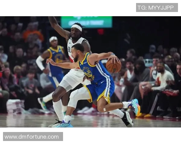 库里在加时赛中展现绝佳表现助勇士逆转开拓者精彩瞬间回顾 库里在加时赛中展现绝佳表现助勇士逆转开拓者精彩瞬间回顾